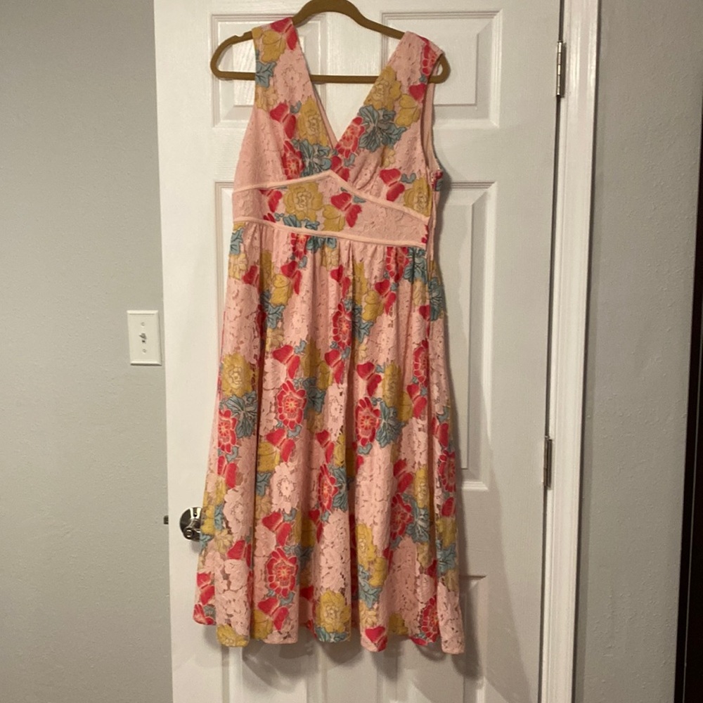 Pink lace dress. Size large
